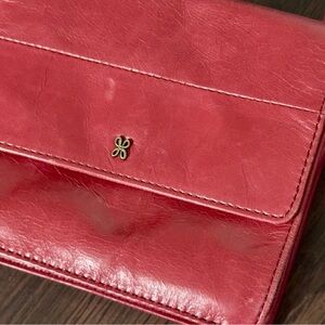 HOBO Jill Wallet Crossbody